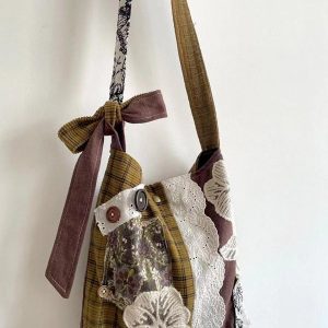 Plaid Bucket Bag with Lace Splicing - Versatile Shoulder & Crossbody Bag for Autumn and Winter Style
