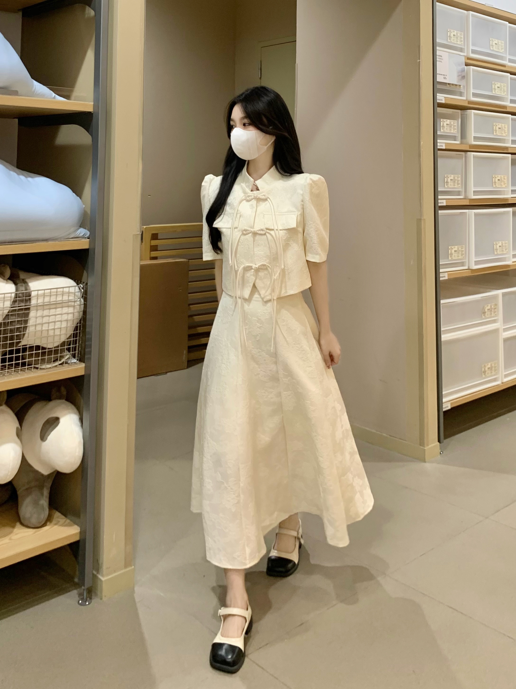 Plus-Size Chinese Style Short Sleeve Jacket for Women, Slimming High-Waisted Retro Half-Length Dress, Elegant National Wind Fashion