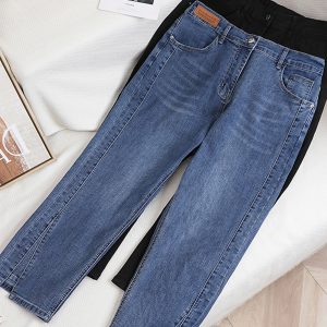 Plus-Size Cigarette Jeans for Women - Flattering Straight-Leg, Elastic Waist, Cropped Design, Versatile Summer Pants for Curvy Figures