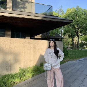 Plus Size Cute Cream Dog Print Long Sleeve T-Shirt - Round Neck Sun Protection Cover-Up - Casual 90s Style Top