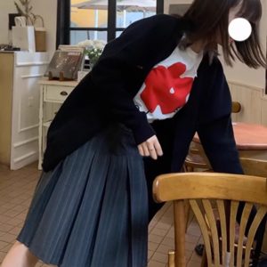 Plus-Size Gray Striped High-Waisted A-Line Mid-Length Pleated Skirt for Women - Summer Fashion Essential