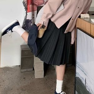 Plus-Size Gray Striped High-Waisted A-Line Mid-Length Pleated Skirt for Women - Summer Fashion Essential