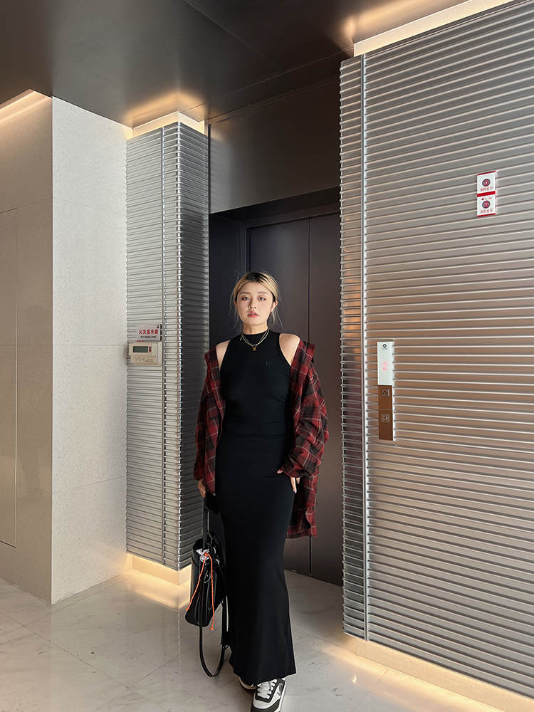 Plus Size Loose Long Sleeve Plaid Shirt in Red and Black Color Block - Minimalist Retro Style for Summer and Autumn Fashion