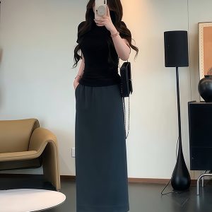 Plus-Size Women's Black High-Waisted Summer Skirt - Flattering Draped Long Design with Slit for Curvy Figures