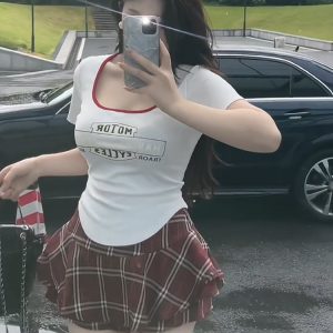 Plus-Size Women's Slim Fit Summer T-Shirt, Versatile Short Sleeve Top for Curvy Girls, American Hot Girl Style