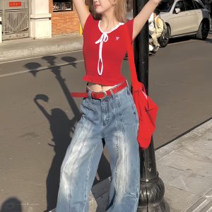 Red Lace V-Neck Short Sleeve Slim Fit Cropped T-Shirt for Summer - Unique Design for Spicy Girl Style