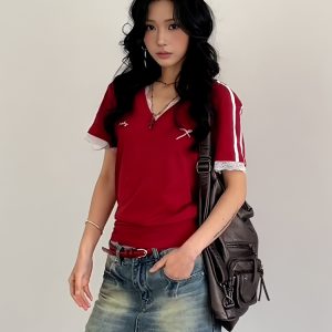 Red Spicy Girl V-Neck Short Sleeve T-Shirt for Women, Summer Lace Splicing, Slim Fit Cropped Top, Sporty Trendy Style