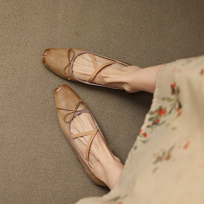 Retro Artistic Deer & Nara Handmade Genuine Leather Cross Strap Slimming Flat Ballet Shoes for Women - Y2K Fashion Style