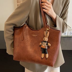 Retro Casual Shoulder Bag for Women - Large Capacity Tote, Versatile Spring 2025 Design, Perfect for Commuting and Everyday Use