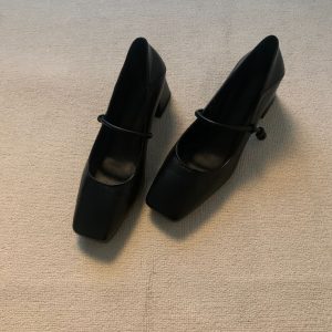 Retro Cowhide High-Heeled Mary Jane Shoes with Square Toe and Single Strap - French Style Chunky Heel Commuter Flats