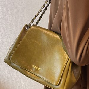 Retro French Style Large Capacity Underarm Bag with Chain, Commuter Crossbody Bag for Women, Fashionable and Chic