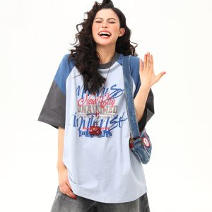 Retro Graffiti Letter Color-Blocking Raglan Short-Sleeve T-Shirt for Women - Unique American 90s Style Graphic Tee