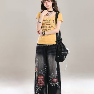 Retro Graffiti Letter Printed Slim-Fit Women's Crop Top T-Shirt - Summer 90s Style Short Sleeve Flattering Fashion