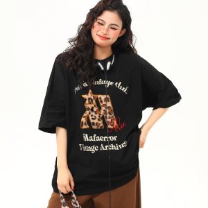 Retro Letter Patch Embroidered Short-Sleeve T-Shirt for Women - Trendy Casual Summer Top, Loose Fit, American Vintage Style