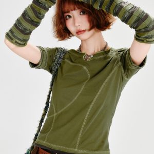 Spicy Girl Long Sleeve T-Shirt for Women with Striped Sleeves, Two-Way Wear, Slim Fit - American Style Fashion Top