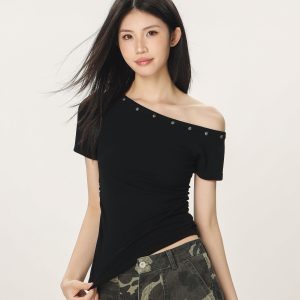 Spicy Girl Off-Shoulder Short Sleeve T-Shirt for Women - American Style Summer Slim Fit Top with Beautifully Tailored Waist