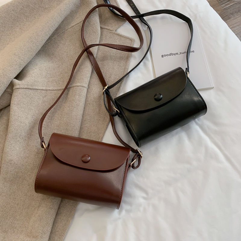 Trendy Korean Mini Shoulder Crossbody Bag for Women, Retro Phone Bag, Versatile Spring/Summer Design, New Model 2025