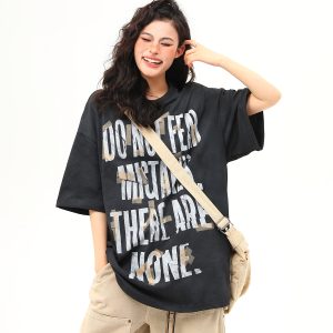 Unisex Retro Graffiti Letter Design Short-Sleeve T-Shirt - Summer Versatile Couple Tee, 90s American Street Style