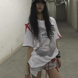 V-Neck Short-Sleeve Women's Summer Color-Blocking Jersey T-Shirt - American Retro Loose Fit Sports Top for a Casual Look