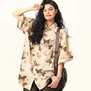 Vintage Butterfly Print Short Sleeve Shirt for Women - Retro American Style Summer Top, 90s Inspired Fashion