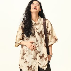 Vintage Butterfly Print Short Sleeve Shirt for Women - Retro American Style Summer Top, 90s Inspired Fashion