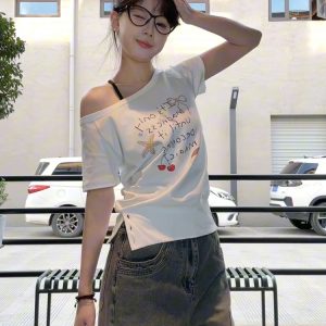 Vintage Off-Shoulder T-Shirt for Women, Summer Hand-Painted Graffiti Print, Loose Casual One-Shoulder Top, 90s Street Style