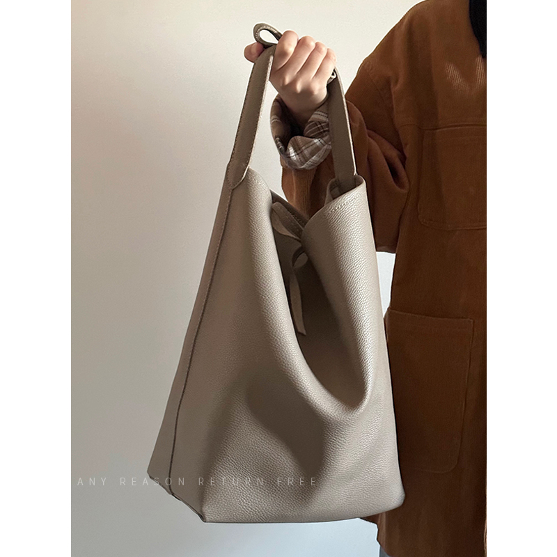 Women's Large Capacity Soft Leather Bucket Tote Bag for Work Commuting - Stylish Shoulder Bag for Everyday Use