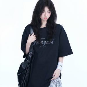 Women's Loose Fit Round Neck T-Shirt with Short Sleeves - Summer Style 'Sit and Eat Until the Mountains are Empty' Graphic
