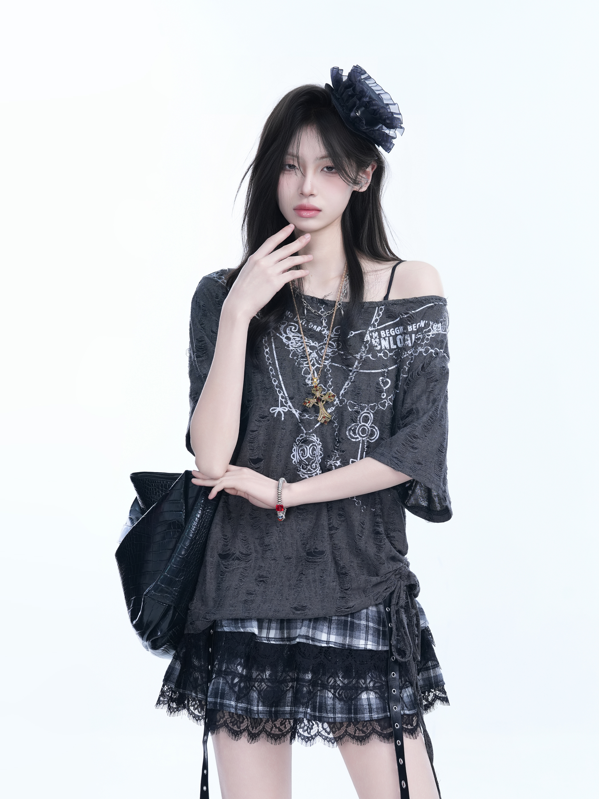 Y2K Butterfly Off-Shoulder Sleeveless T-Shirt - Destructive Feeling Women's Fashion Top for a Trendy Look