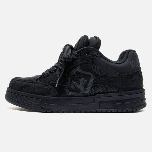 Concert Outfit Destruction Black Knight  Skate Shoes