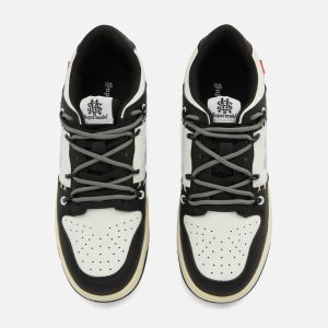 Concert Outfit High Street Love Sneakers