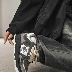 Concert Outfit Monochrome Shadowwave Heavy-Duty Street Sneakers
