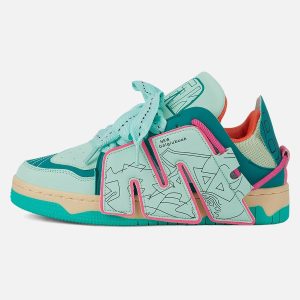 Concert Outfit Versatile Lightweight Soft-Soled Board Shoes
